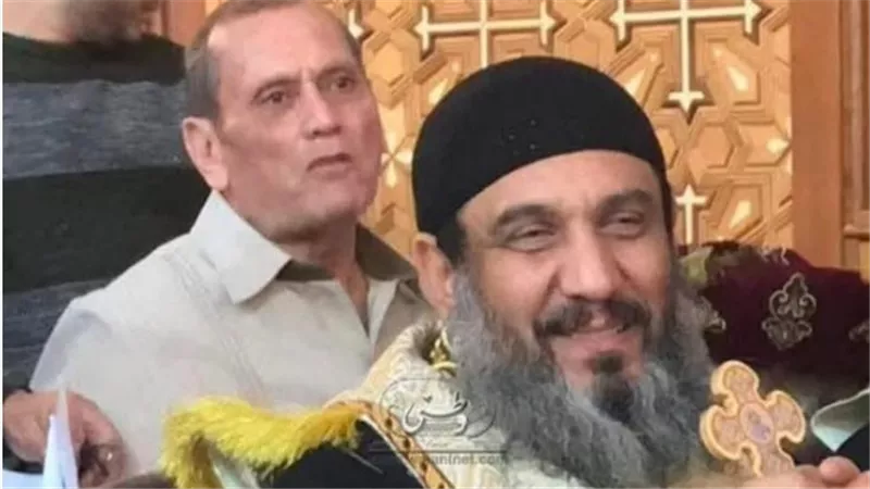 تحذيرات كاهن كنيسة العذراء من صفحات وهمية تنتحل شخصية القمص جرجس جميل لممارسة الدجل والشعوذة
