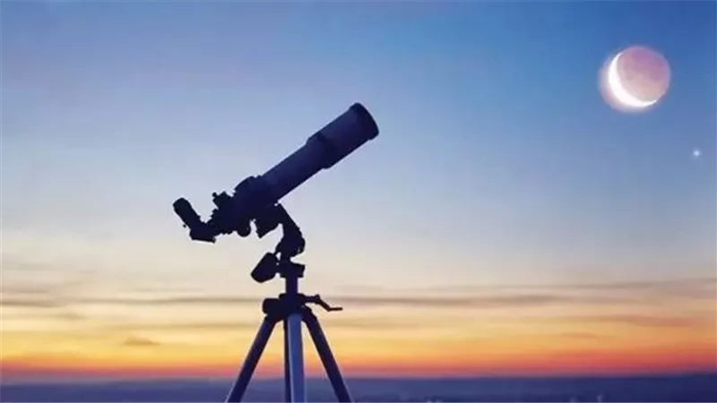 الإمارات تعلن الجمعة أول أيام عيد الفطر بعد تعذر رؤية هلال شوال