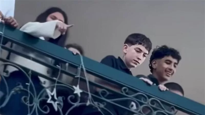  تداول فيديو إلقاء أكياس مياه علي  المصلين في العيد والأجهزة الأمنية تكثف جهودها لضبط المتهمين