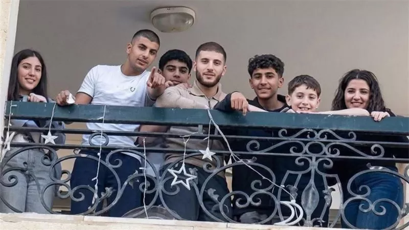إخلاء سبيل المتهمين في واقعة أكياس المياه بالنزهة وتسليم الأطفال لأهاليهم