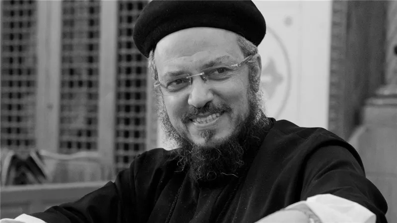 القمص داود لمعي يرفض ربط المسيحية بإسرائيل ويؤكد أن الشعب المختار هم المؤمنون