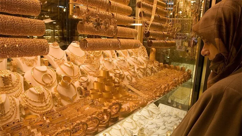  سعر الذهب عيار 21 بالمصنعية اليوم بعد تسجيل زيادة ملموسة الأسبوع الماضي في الأسواق 