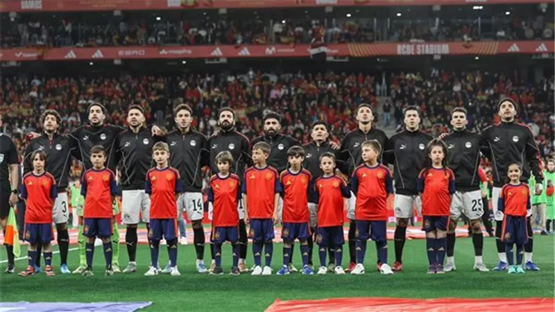 الاتحاد الإسباني يرد على جماهيره في مباراة مصر  بعد العنصرية ضد المسلمين