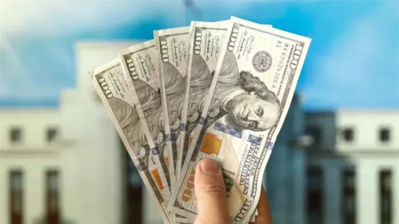 تحديث أسعار الدولار منتصف الأحد 5 يوليو في البنوك والسوق الموازية تسجل فارقًا واضحًا