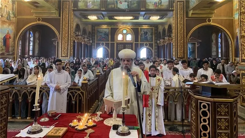 الأنبا أبوللو يترأس صلوات جمعة ختام الصوم بكنيسة مارجرجس ومارمينا برأس سدر