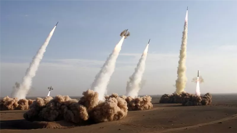 الجيش الأردني يعلن استهداف إيران للأردن بصاروخ و3 مسيرات وسقوط إصابات وأضرار