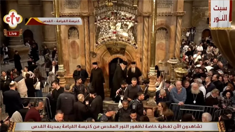 توافد الآلاف إلى كنيسة القيامة لمتابعة ظهور النور المقدس في سبت النور 2026 