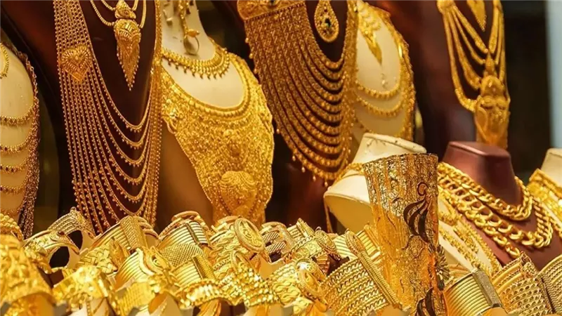 هبوط أسعار الذهب في مصر اليوم.. عيار 21 يسجل 6515 جنيهًا والجنيه الذهب 52120