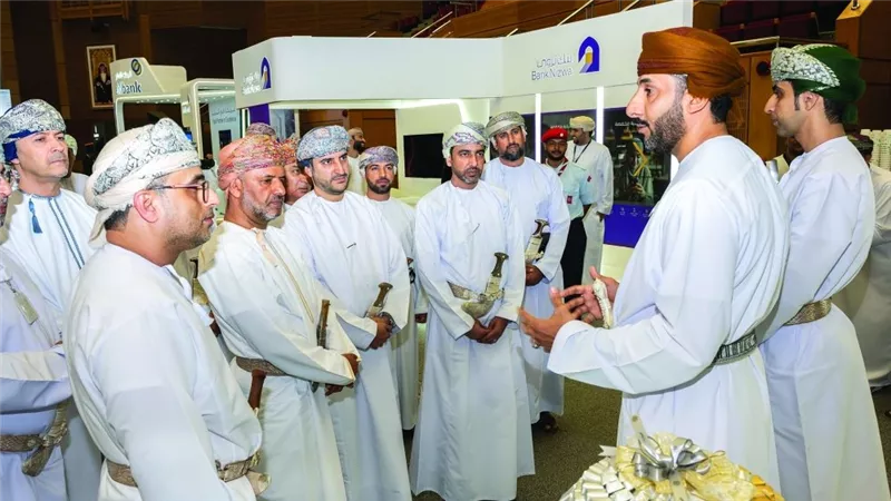 جامعة السلطان قابوس تطلق معرضها المهني 2026 بمشاركة 37 جهة لربط الخريجين بسوق العمل