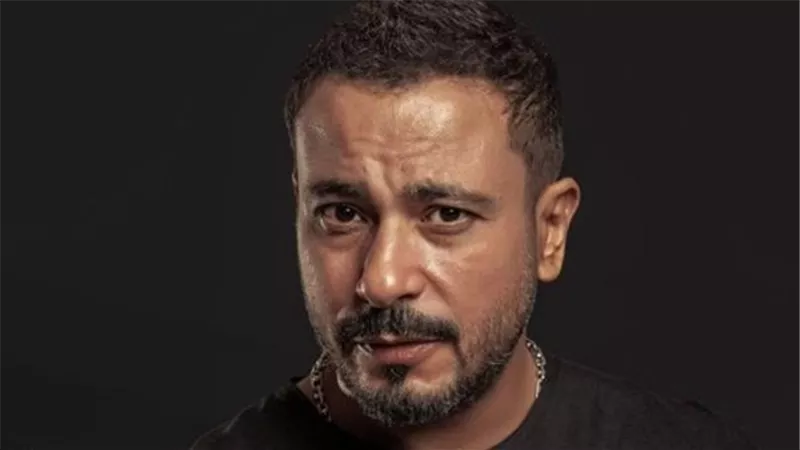 محمد نجاتي يروي موقف  مع سائق أحد شركات النقل الذكي
