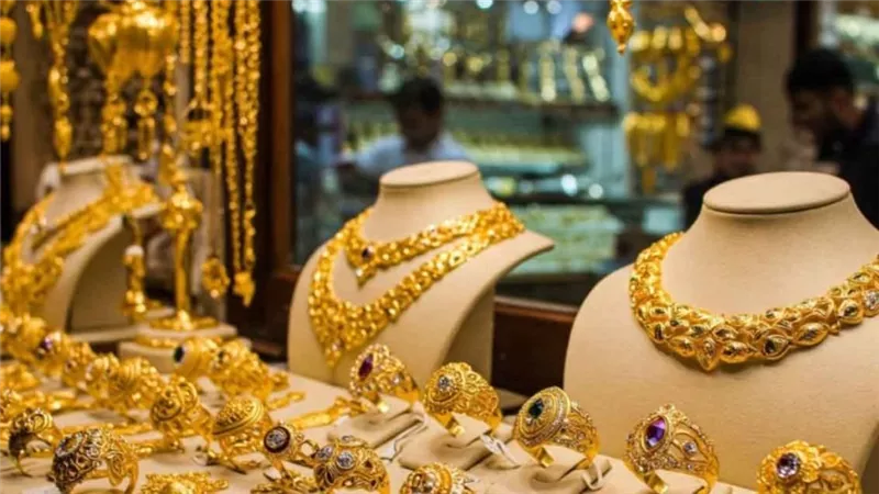 قفزة بسعر الذهب منتصف اليوم.. عيار 21 يصعد والجنيه الذهب يسجل 50 ألف جنيه