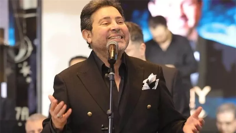 هالة سرحان تنشر فيديو نادر للفنان الراحل هاني شاكر يتصدر محركات البحث وتعلق عليه