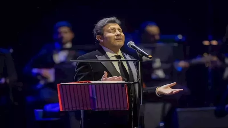 تساؤلات عن ديانة المرحوم هاني شاكر.. فيديو يوضح اعتزازه بالدين الإسلامي
