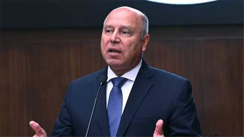 تعليق كامل الوزير على واقعة الخلاف بينه وبين مهندس ديروط