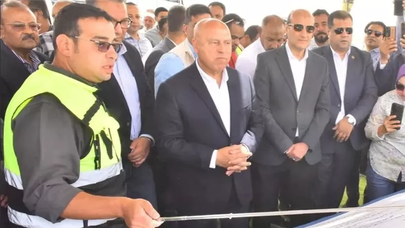 قصة المهندس مينا جرجس تثير جدلًا واسعًا بعد موقفه مع وزير النقل  