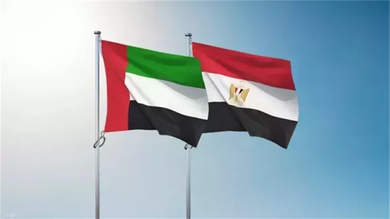 الإمارات تعلن عن إدانتها اختطاف ناقلة نفط على متنها بحارة مصريين