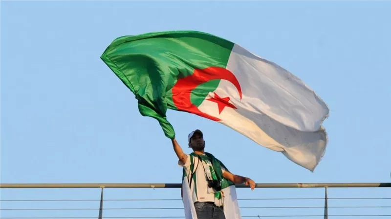 نظرة على تصريحات الإعلام الجزائري عن نهائي الكونفدرالية أمام الزمالك