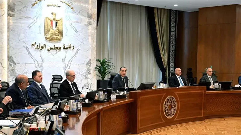 أحداث وقرارات مهمة في النصف الثاني من 2026 تشمل زيادة الأجور والدراسة والتوقيت الشتوي