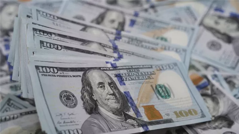 سعر الدولار اليوم الأحد في البنوك والسوق الموازية.. أعلى شراء 50.85 جنيهًا