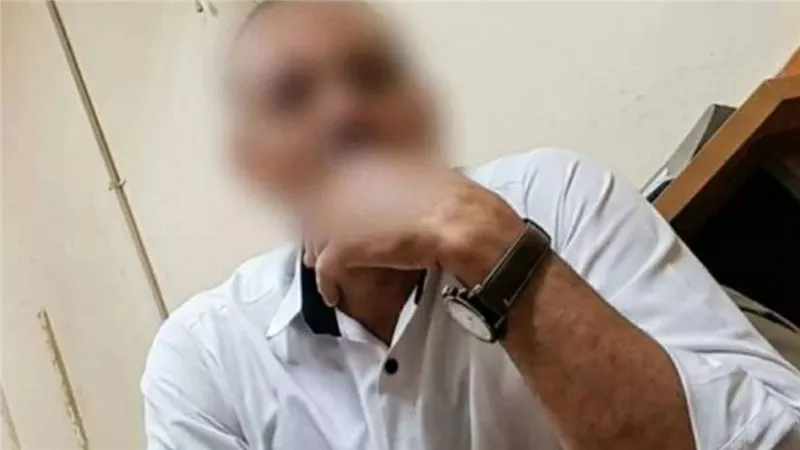 تفاصيل حبس مسؤول سابق بتعليم القليوبية 4 أيام وإيقافه بعد فيديو متداول