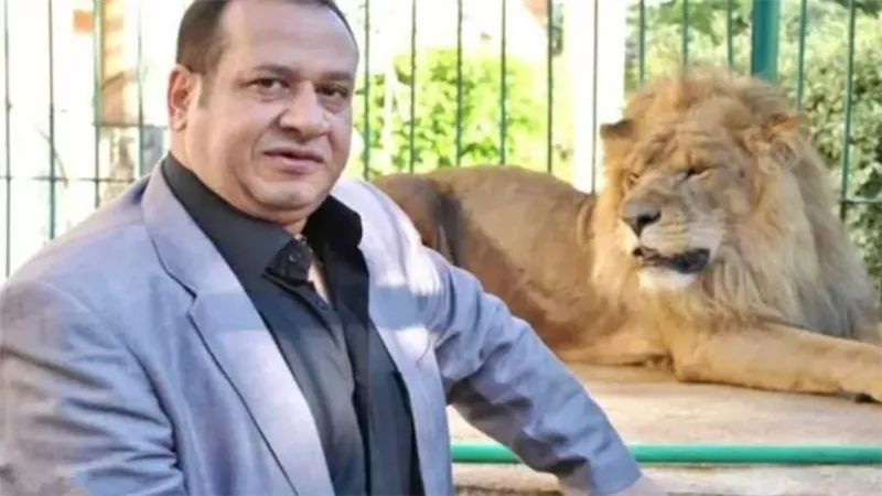 ترحيل صبري نخنوخ للسجن بعد مشاجرة معرض سيارات واتهامات بالبلطجة