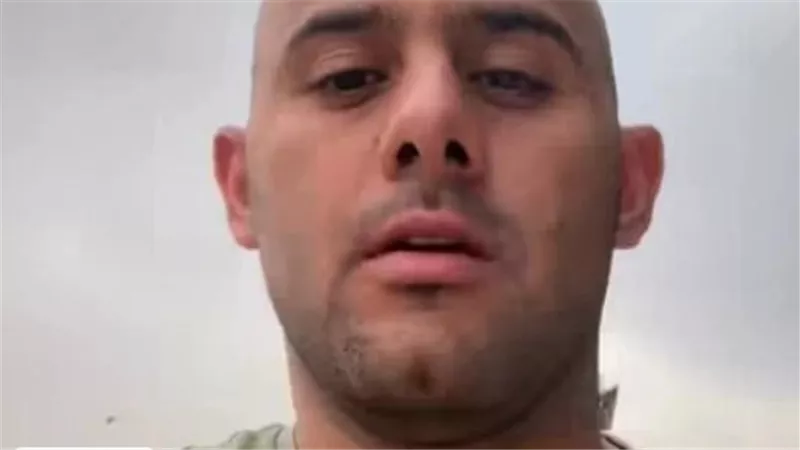  مايكل إلهامي يروي رفض محل حلواني تصميم تورتة بصليب ويثير الجدل والمحل يوضح موقفه 