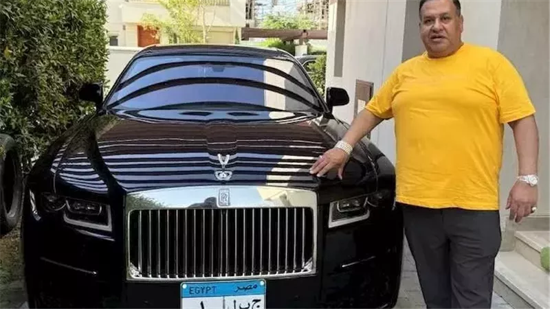 مصدر قضائي ينفي إحالة صبري نخنوخ للمحاكمة ويؤكد استمرار التحقيقات