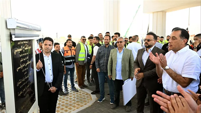 مدبولي من الإسكندرية: تأمين كهرباء الصيف وافتتاح مصانع ومحاور وميناء أبو قير