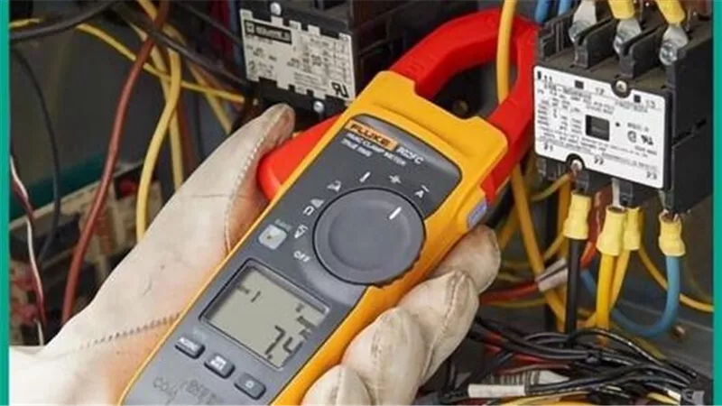 7 حيل لسرقة الكهرباء أبرزها كيس السكر وعقوبتها الحبس وغرامة تصل إلى 200 ألف جنيه