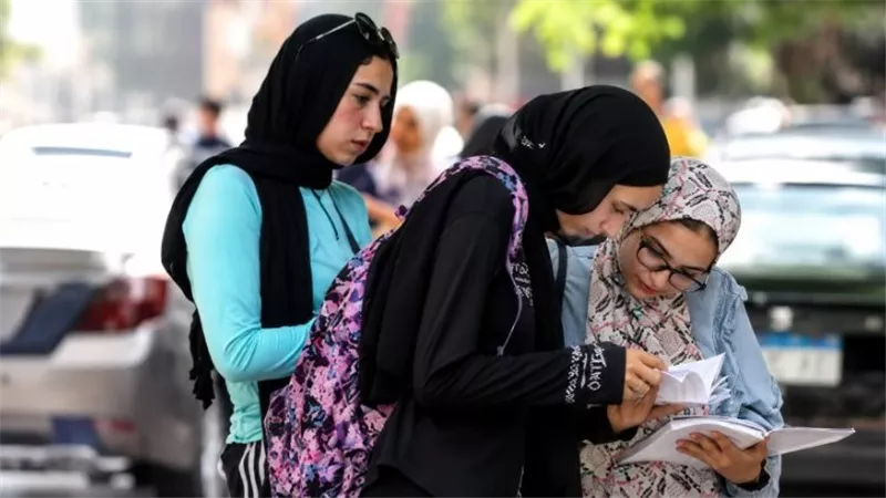 مراجعة نهائية في التاريخ لطلاب الثانوية العامة 2026 الشعبة الأدبية بنظام الاختيار من متعدد