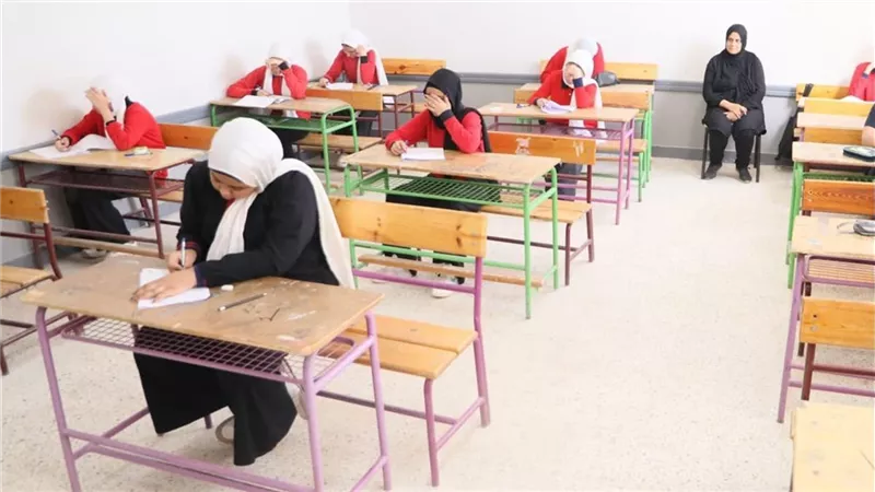 محافظ الأقصر يعتمد نتيجة الشهادة الإعدادية 2026 بنسبة نجاح 78.37%