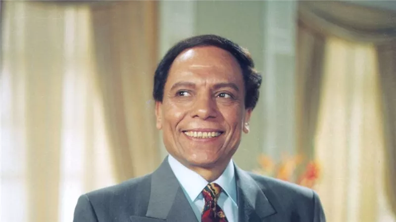 محمد إمام يكشف رغبة عادل إمام في العودة للتمثيل بعد غياب طويل
