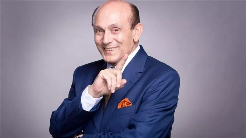 محمد صبحي ينفي دخوله العناية المركزة ويؤكد خضوعه لفحوصات فقط