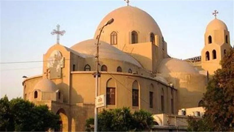 حريق مبنى خدمات كنيسة مارجرجس بالخصوص والحماية المدنية تسيطر والنيابة تطلب تقرير المعمل الجنائي والتحريات