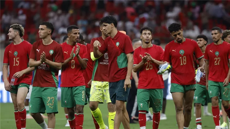 أوناحي يمنح المغرب التقدم أمام كندا في ثمن نهائي كأس العالم
