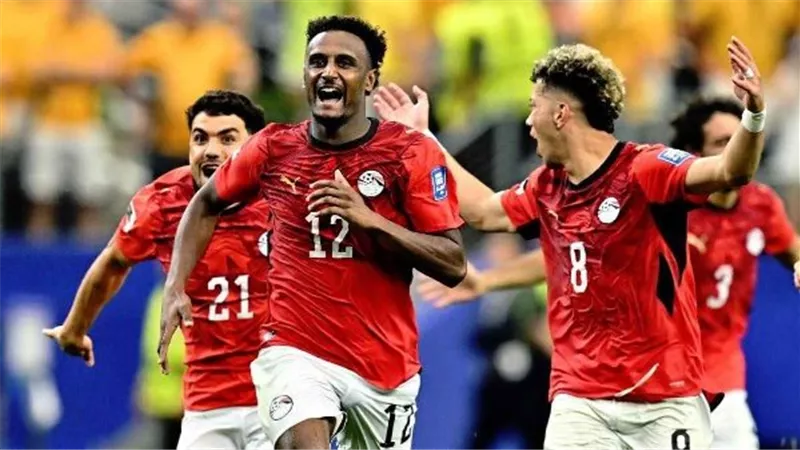 هيثم حسن يلفت أنظار إعلام ليفربول بعد تألقه مع منتخب مصر والأهلي كان يفاوضه