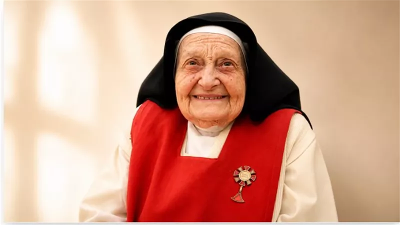 رحيل الراهبة آنا ماريا بعد مسيرة رهبانية ملهمة.. سيرة امرأة اختارت طريق الخدمة والمحبة بالكنيسة