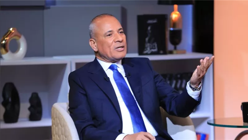 أحمد موسى: الحكومة تُعد برنامجًا وطنيًا لاستقرار الأسعار وخفض الأعباء المعيشية