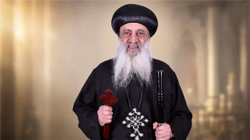 الأنبا بولا يربط بعض حالات تغيير الدين بغياب الحب ويوجه رسالة للأزواج