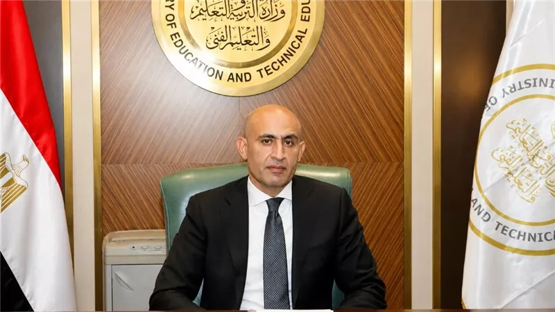محاكمة وزير التعليم بسبب عدم تنفيذ حكم قضائي بإخلاء مدرسة الناصرية