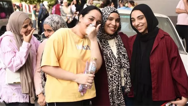 التعليم تنفي تحديد عدد أوائل الثانوية العامة 2026 وتؤكد استمرار أعمال الكنترولات