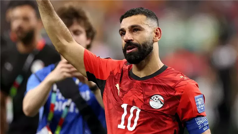 رئيس بشكتاش: قدمنا العرض النهائي لمحمد صلاح وننتظر قراره لحسم الصفقة