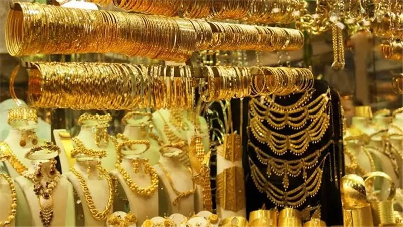 سعر  الذهب منتصف اليوم السبت..تحديث عيار 21 والشراء والبيع والجنيه الذهب الآن