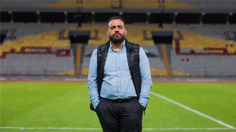 الزمالك يعلن رحيل جون إدوارد رسميًا عن منصب المدير الرياضي بعد خلافات إدارية