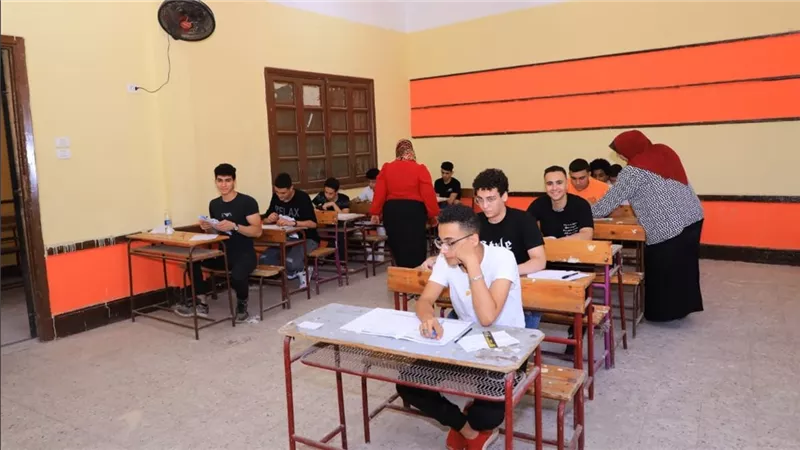 ترتيب أوائل الثانوية العامة 2026 يثير الجدل بعد تساوي حسناء ومهاب في مجموع علمي رياضة