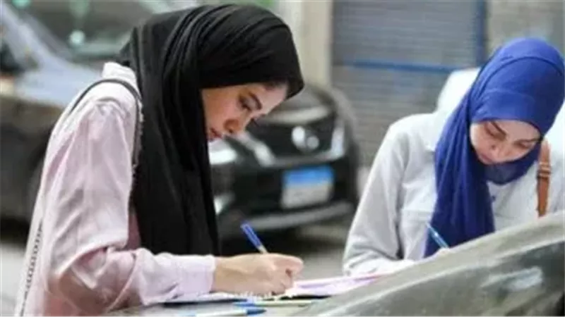 تظلمات الثانوية العامة 2026.. إرسال مواعيد الاطلاع إلكترونيًا والرسوم 300 جنيه للمادة