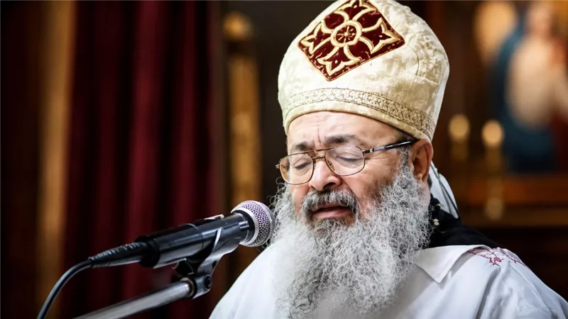 بعد 33 عامًا في الخدمة.. نياحة القمص حنانيا صبحي وموعد الجنازة والتأبين