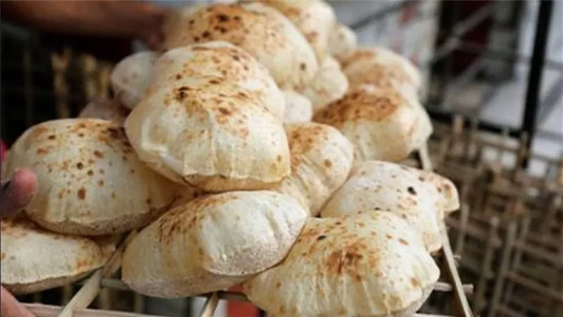 ارتفاع سعر رغيف الخبز السياحي إلى جنيهين بعد زيادة طن الدقيق 3500 جنيه