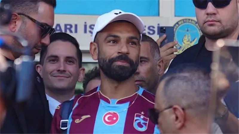 محمد صلاح يغيب عن ودية طرابزون وجوزتيبي والنادي ينفي حجز مستحقاته قبل مواجهة قاسم باشا