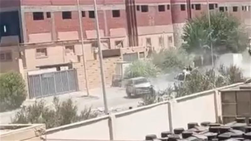 أمن المنوفية يفحص فيديو مطاردة ومشاجرة بين سيارتين بمنطقة المصانع في مدينة السادات